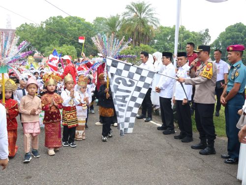 Kapolres Lampung Utara Hadiri Pawai Songsong Ramadhan 1447 H/2026 M